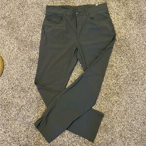 Callaway Men's Charcoal Chinos